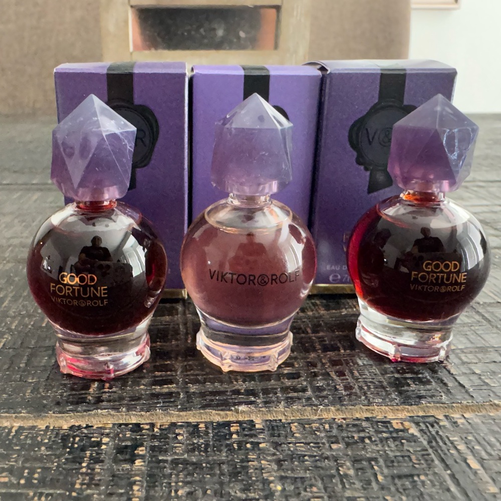 Viktor & Rolf Good Fortune Perfume in Purple and Gold - Picture 2 of 4